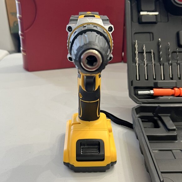 New Rechargeable Cordless Drill w/2 Lithium Batteries, Quick Charger & Tool kit! - Picture 7 of 16